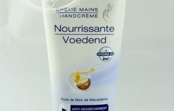 Nivéa : crème mains nourrissante anti-dessèchement